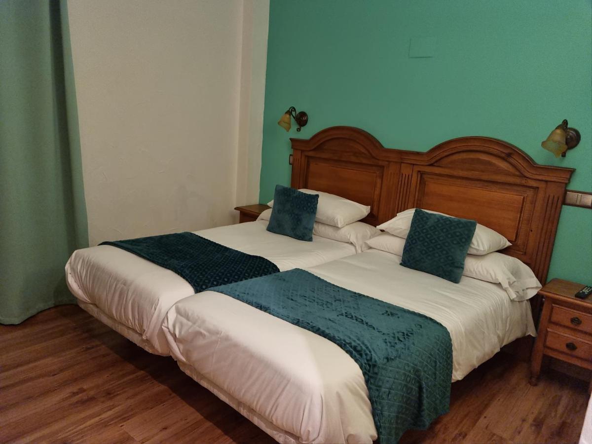 Puerta Al Duraton Bed & Breakfast Sebúlcor Dış mekan fotoğraf